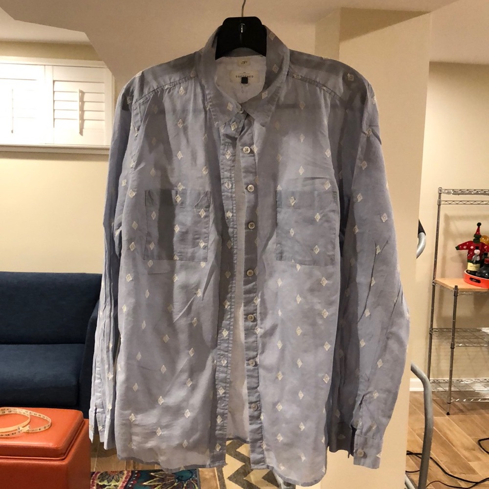 Loft blouse w/ embroidered diamond design